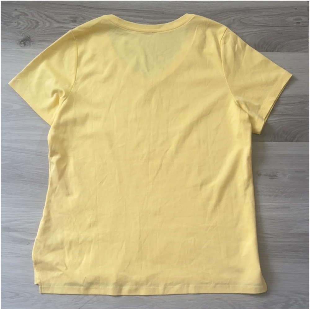 Isaac Mizrahi Live Light Yellow V-Neck Short Sleeve Tee Size L - Picture 8 of 8